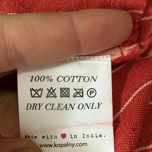 Women's Red Cropped Pants - Picture 8 of 8